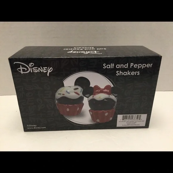 New Disney Mickey and Minnie cupcake salt and pepper set - Picture 2 of 2